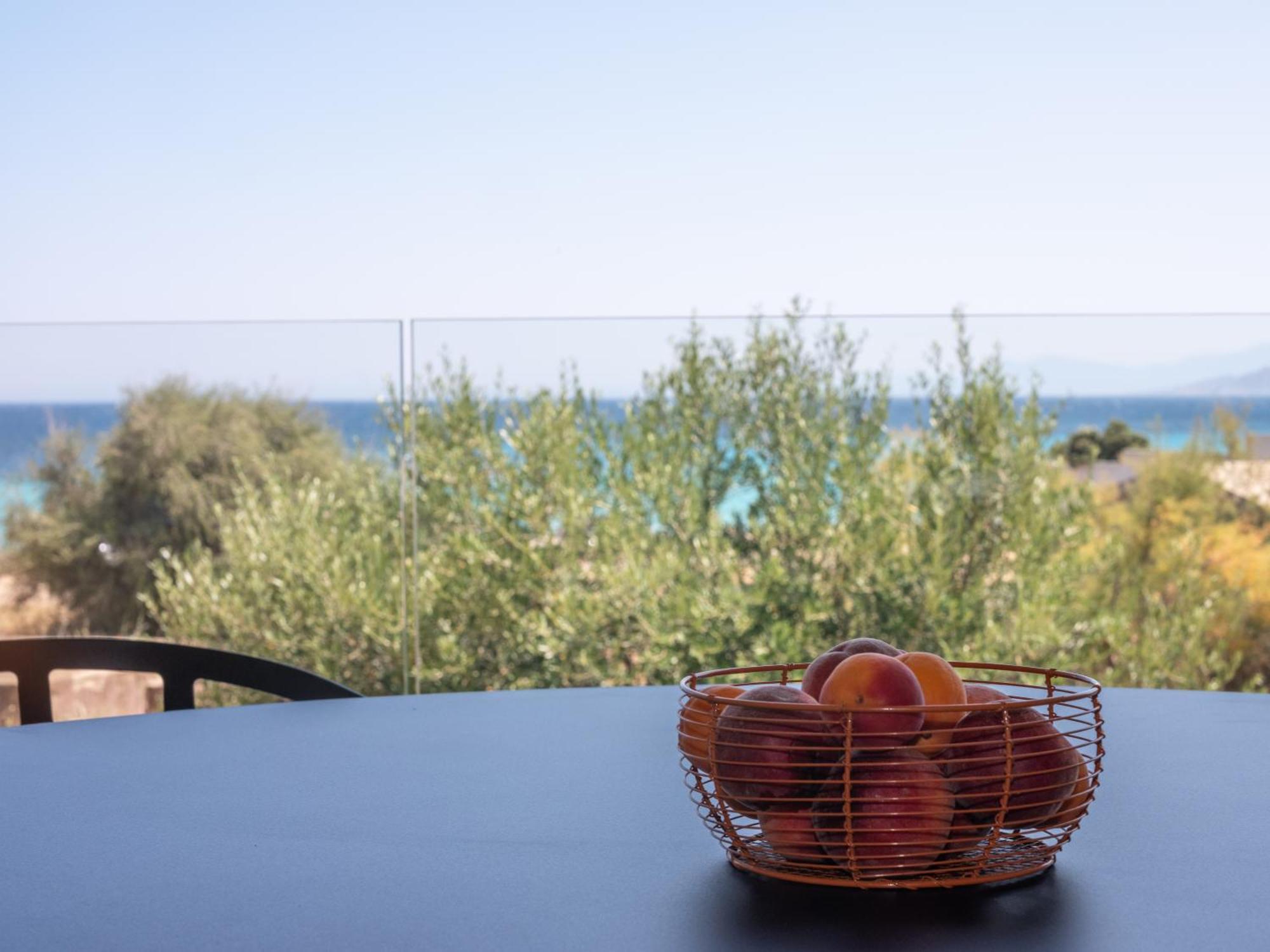 Residence Saletta Mare LʼÎle-Rousse Екстериор снимка